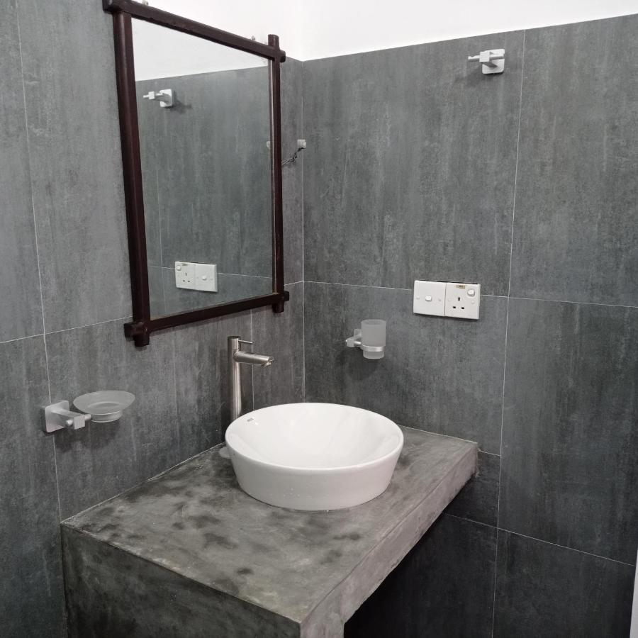 Ferienwohnung Surf&Salt Weligama Exterior foto