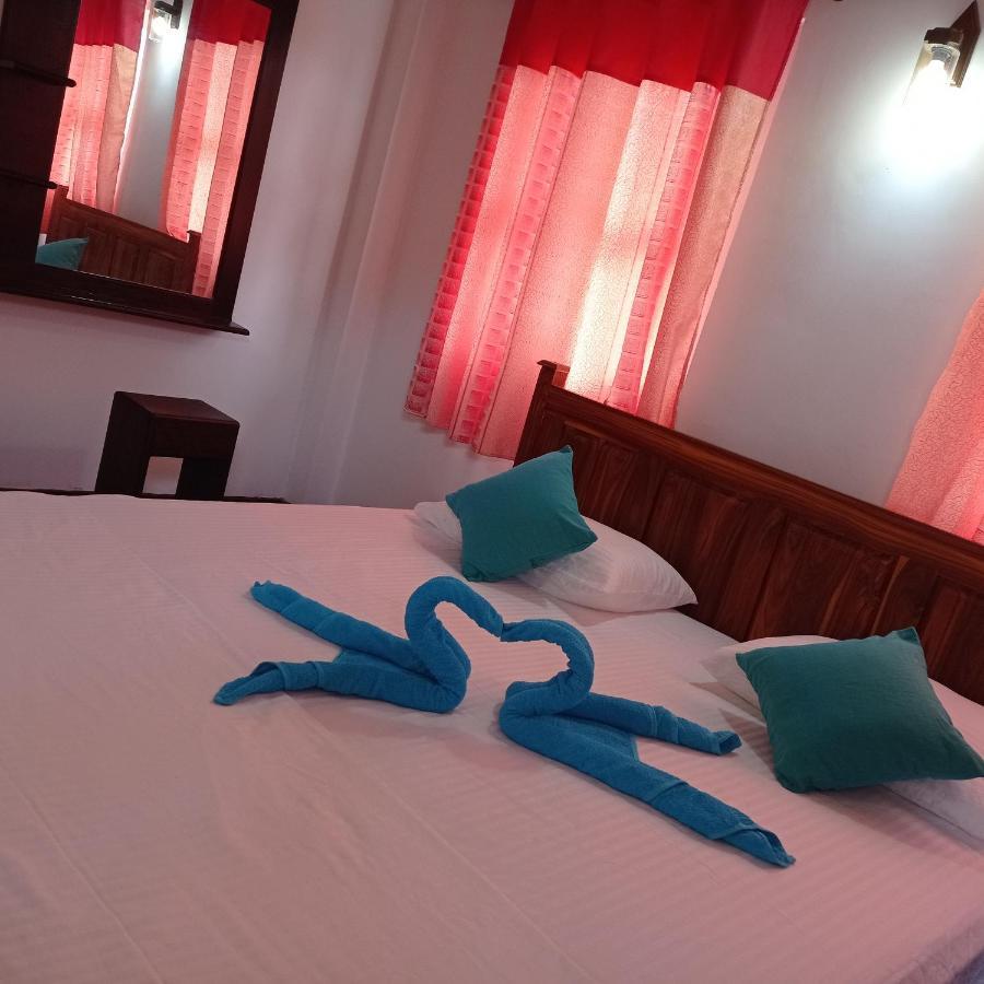 Ferienwohnung Surf&Salt Weligama Exterior foto